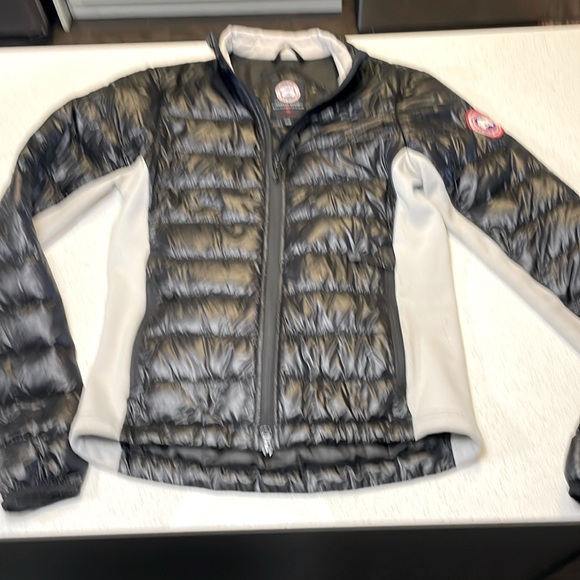 Canada Goose - Picture 1 of 3